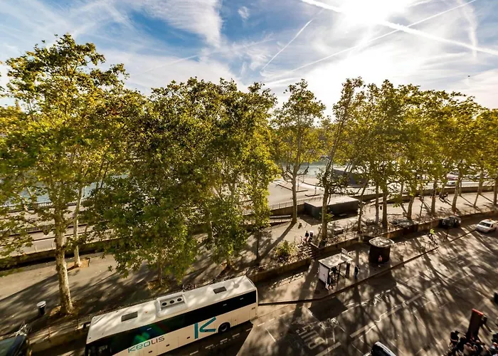 Bel Du Vieux - Parking Inclus Ail Lägenhet